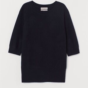 H&M cashmere navy sweater. Size Xs . New.